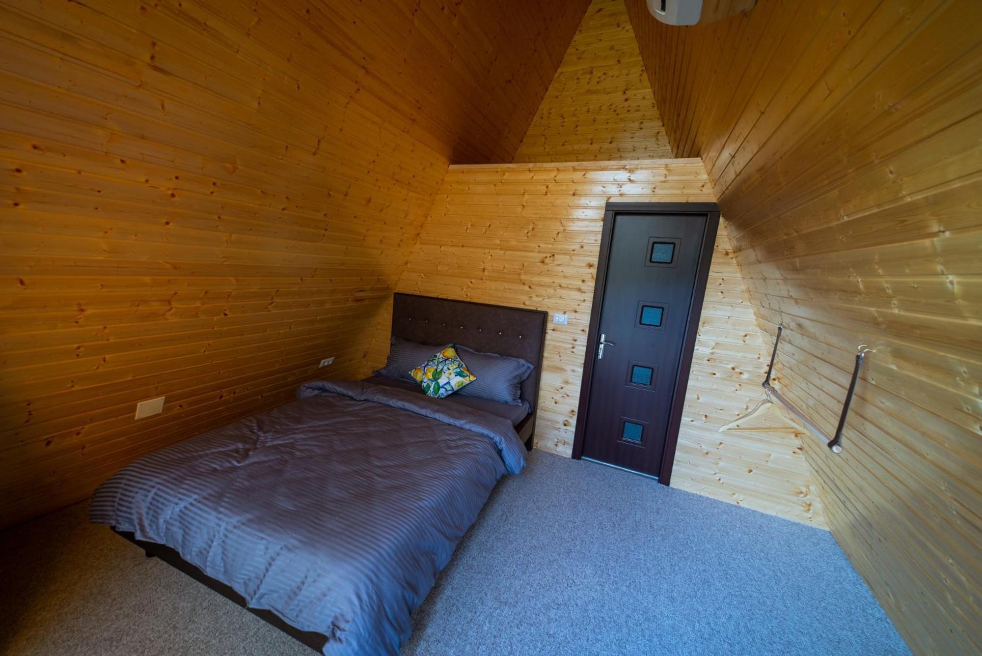 A Pisc Hotel Vatra Moldoviţei Екстериор снимка